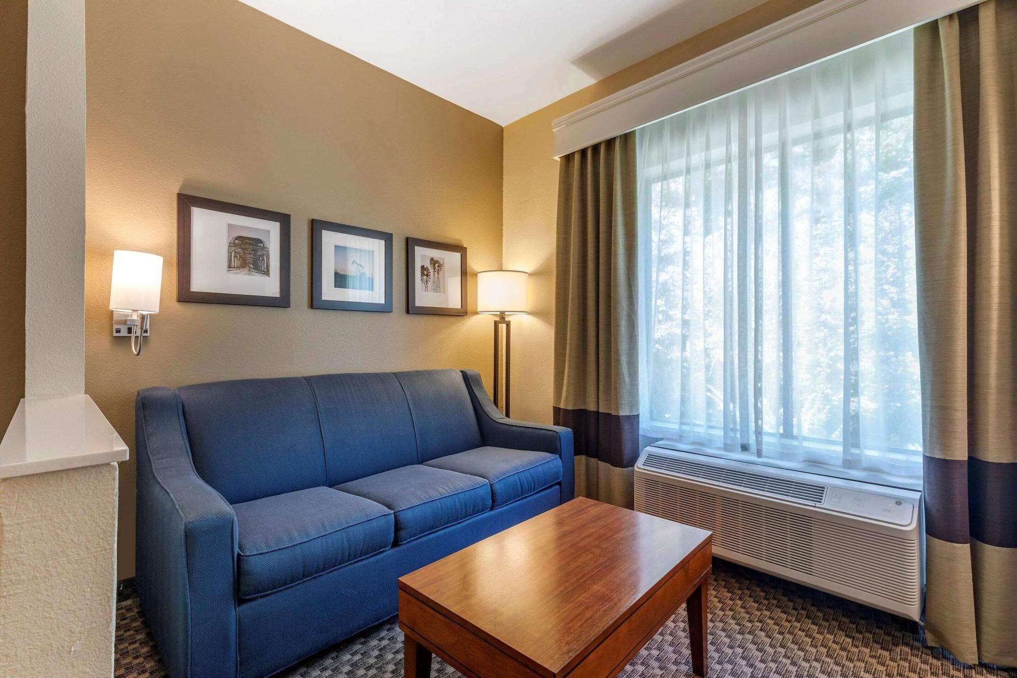 Comfort Suites Лафкін Екстер'єр фото